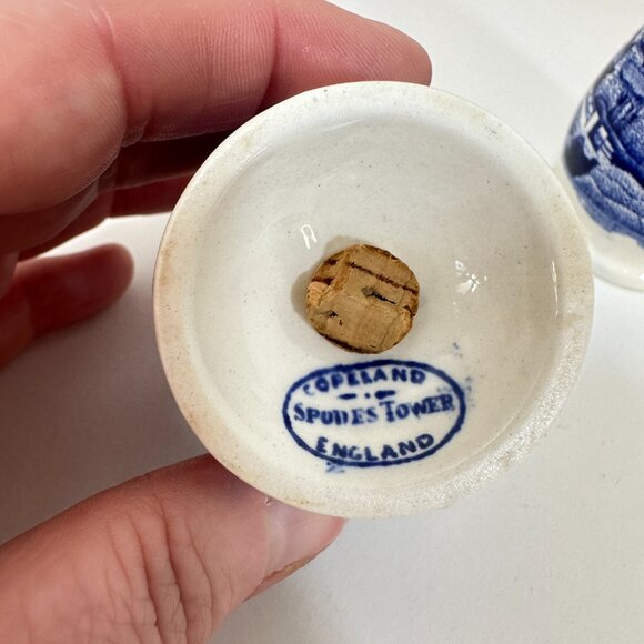 VTG Copeland Spode's Tower Blue/White Salt & Pepper Shakers Set 2.75" x 1.75" ea - Picture 5 of 12